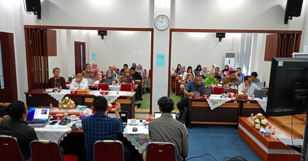 Program Pascasarjana UIR Gelar Bimtek RPL dan RPS OBE untuk Penguatan ...